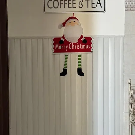 Mona House Accogliente Casa パレルモ